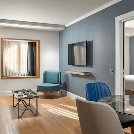 Hotel Occidental Taksim Stambuł Zewnętrze zdjęcie