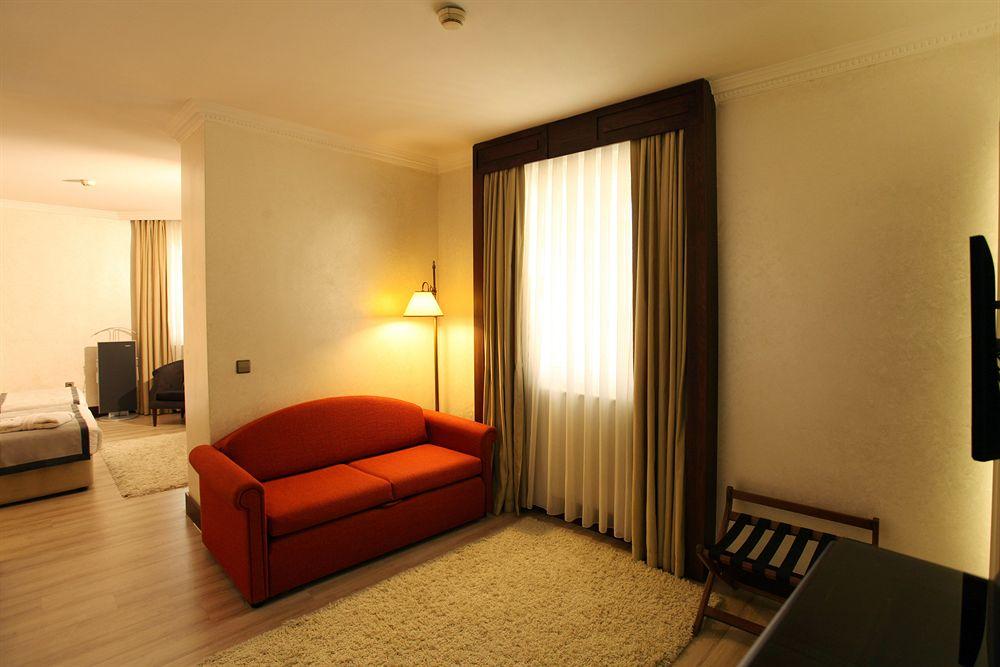Hotel Occidental Taksim Stambuł Zewnętrze zdjęcie